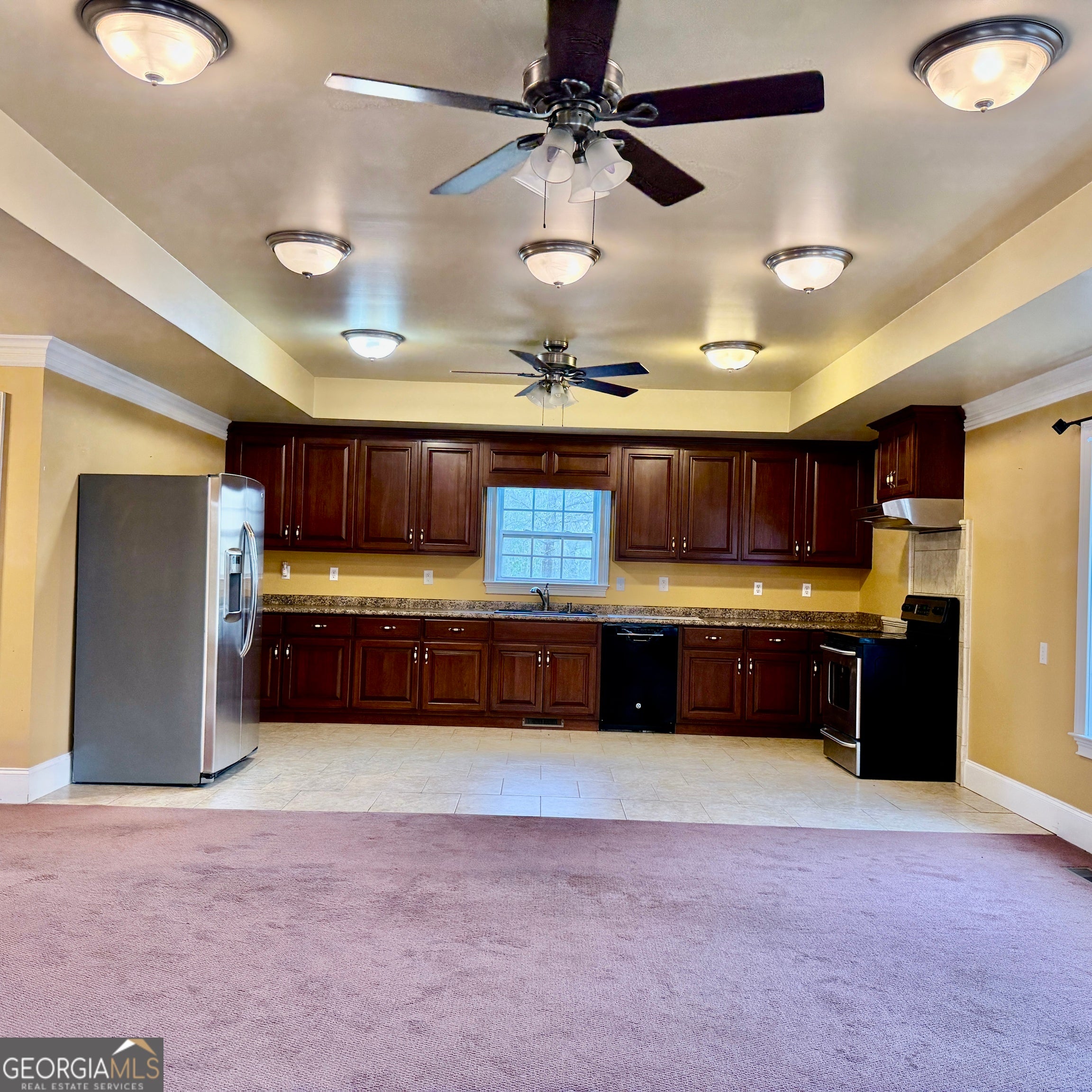 386 Oak Grove RD