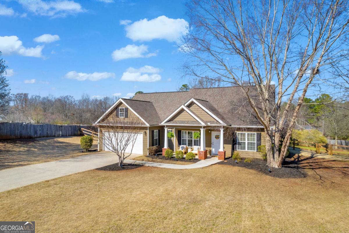 81 Thrasher LN