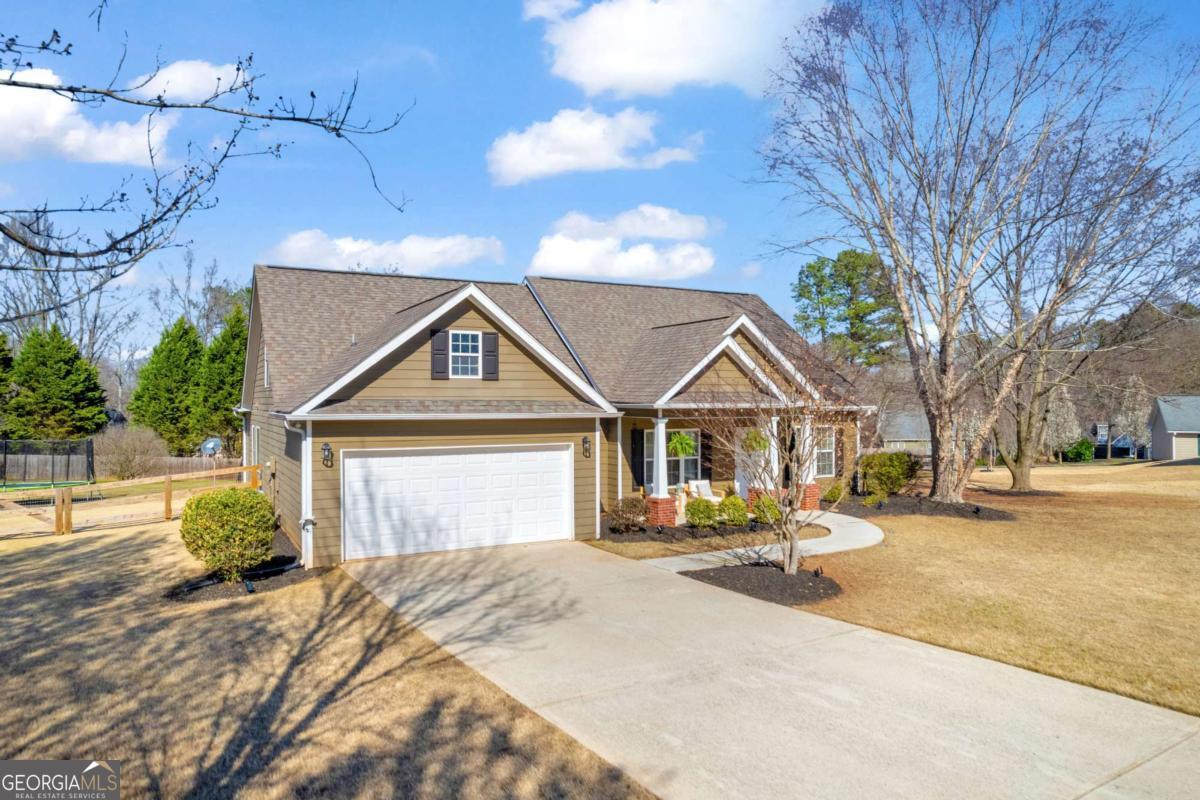 81 Thrasher LN
