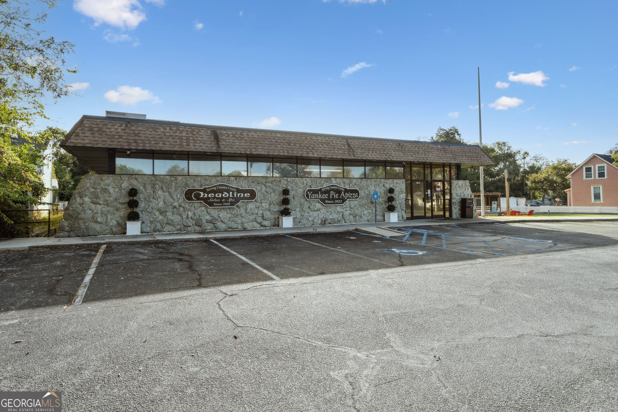 200 Osborne ST A & B