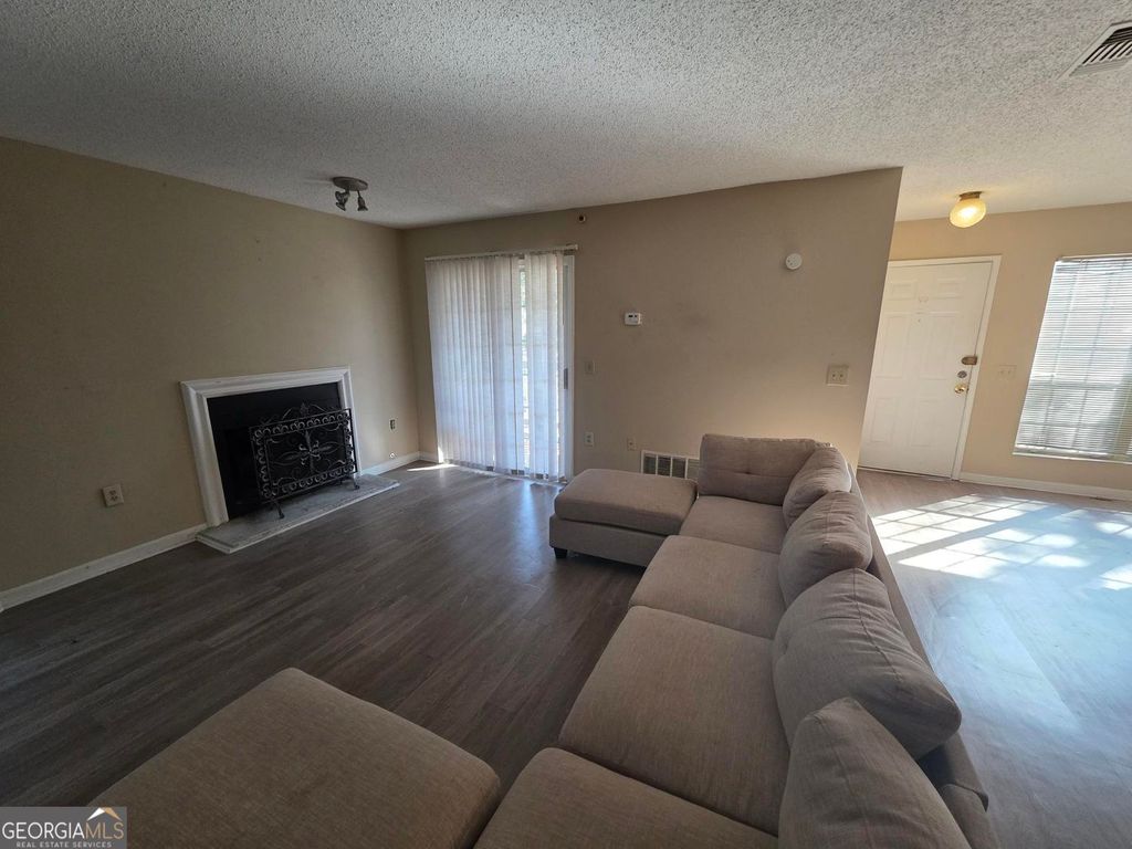 Photo of 105 Mill Pond Court SE, Smyrna, GA 30082 (MLS # 10669465)