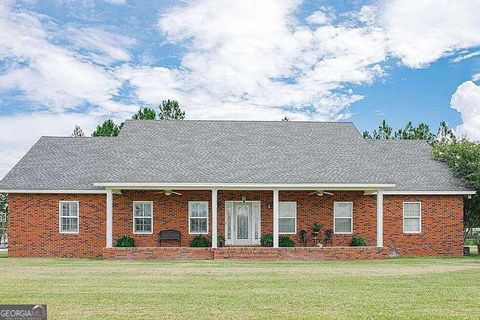 A home in Blackshear