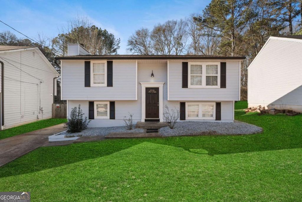 Photo of 5268 Kinsdale Lane, Stone Mountain, GA 30088 (MLS # 10694236)