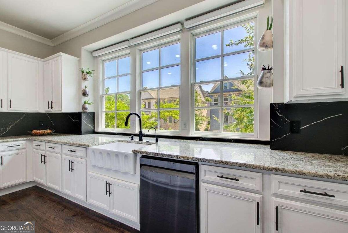Skyland Brookhaven - Residential