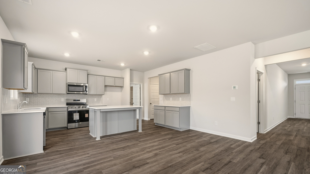 43 Weymouth DR