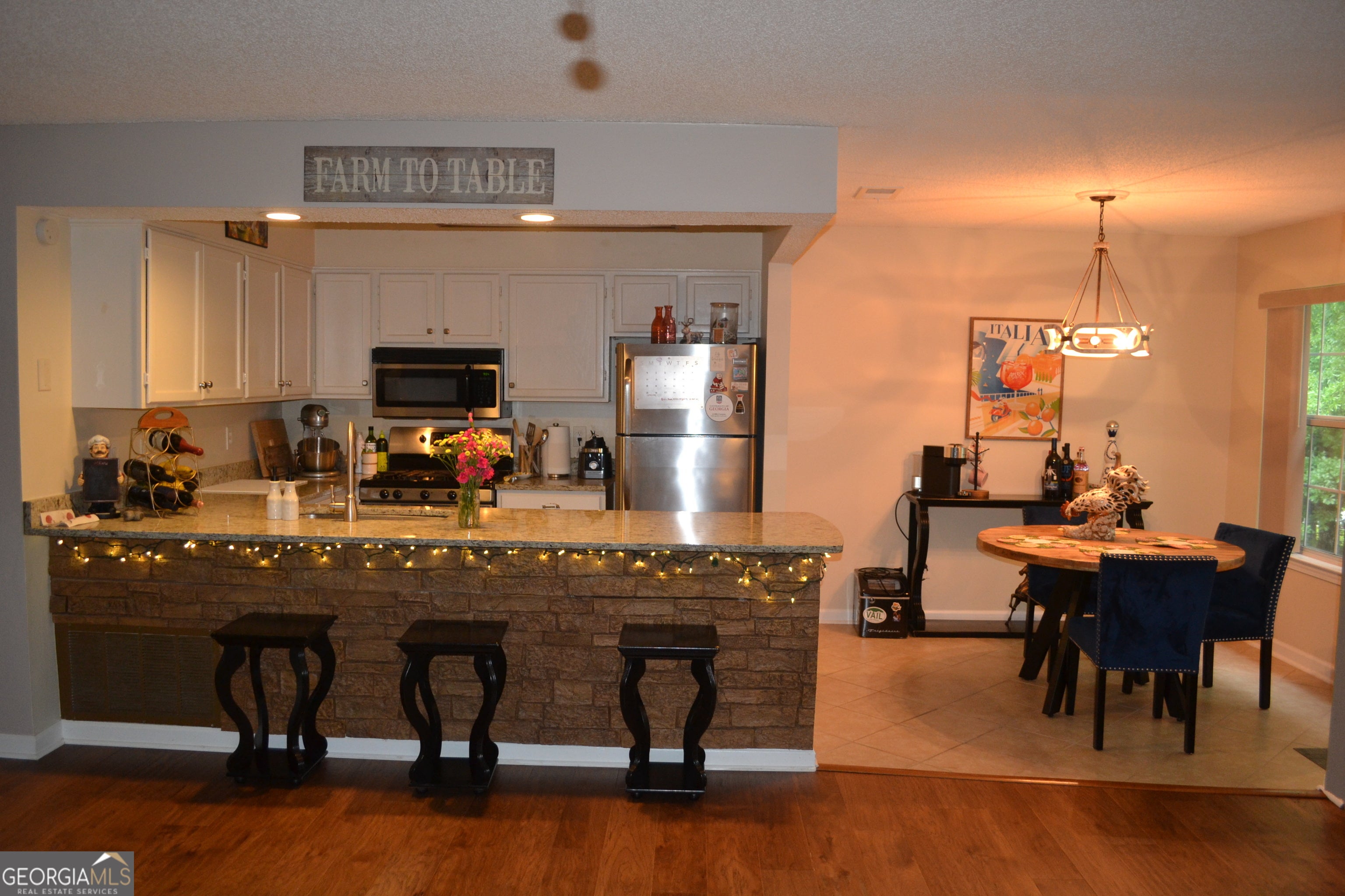 404 Ridgefield DR