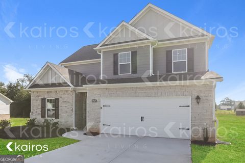 Photo of 3529 Bridgewood Drive, Macon, GA 31216 (MLS # 10653365)