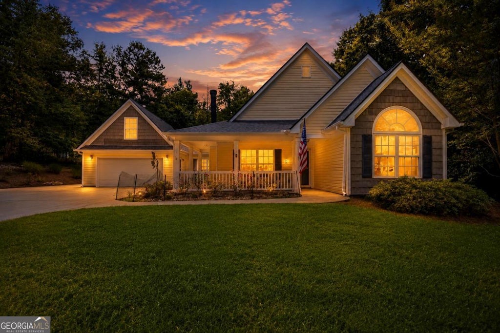 Photo of 280 E Riverbend Drive, Eatonton, GA 31024 (MLS # 10794394)