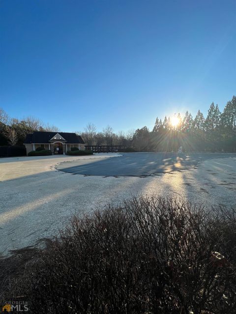 A home in South Fulton