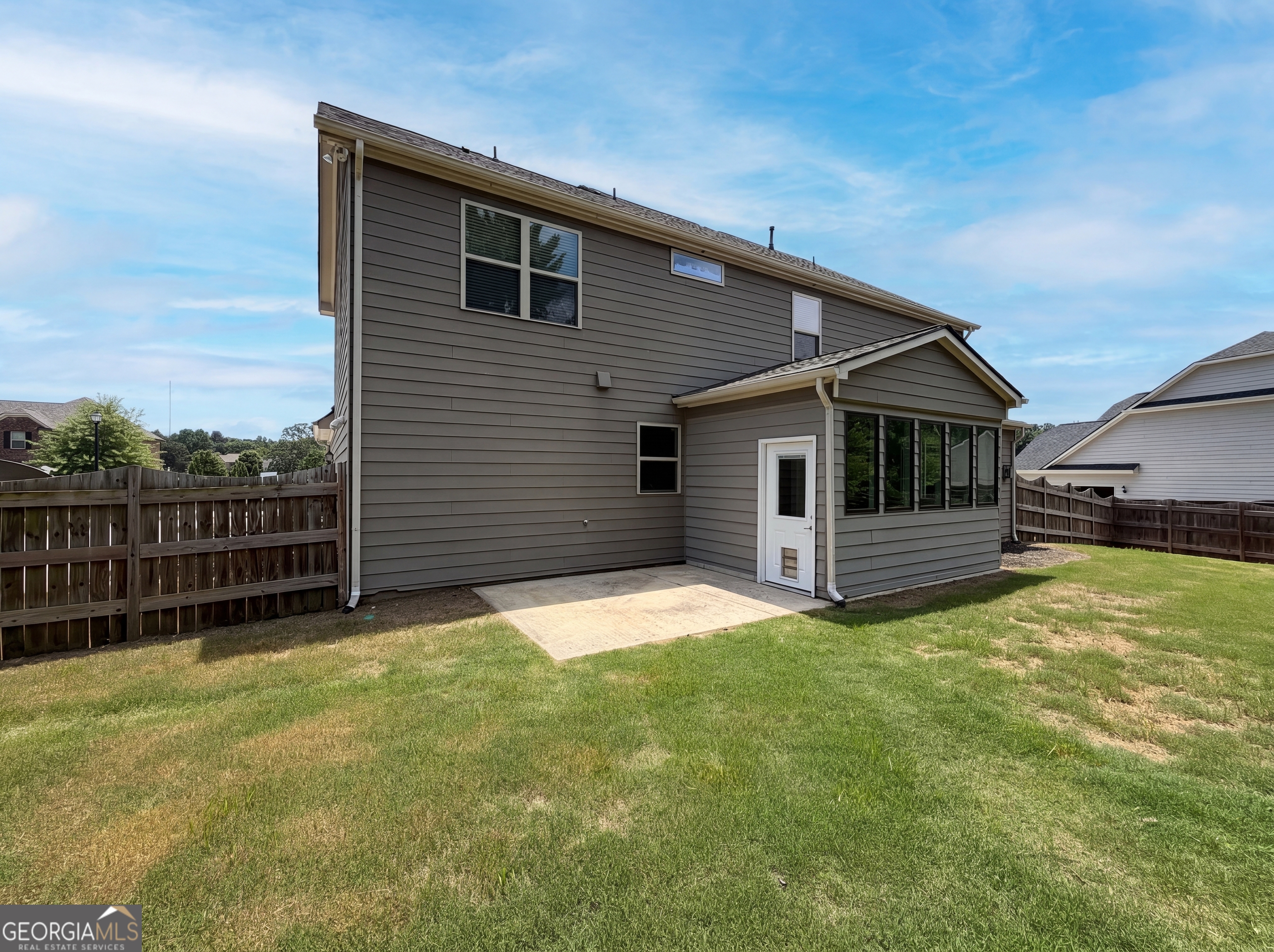 165 Calverton LN