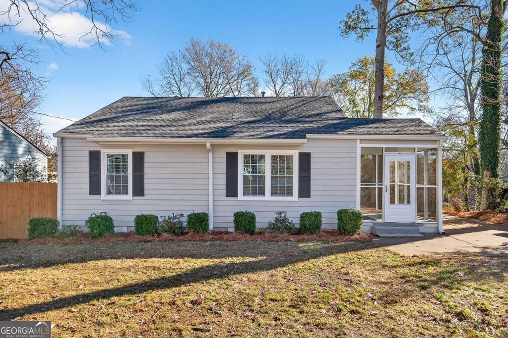 Photo of 488 Mcwilliams Avenue SE, Atlanta, GA 30316 (MLS # 10657087)