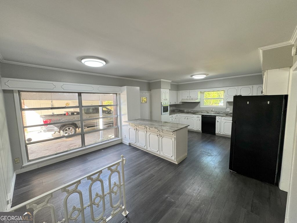 Photo of 402 Westview Drive, Fort Valley, GA 31030 (MLS # 10625217)
