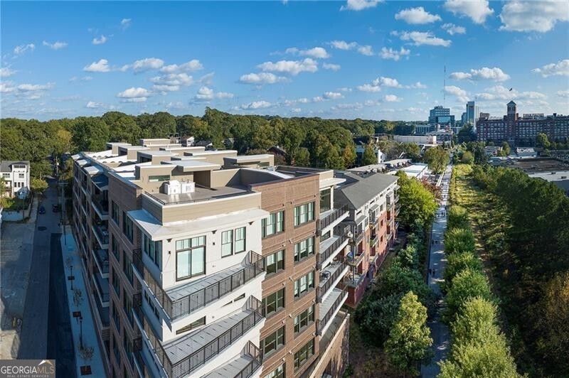675 Drewry ST NE 303