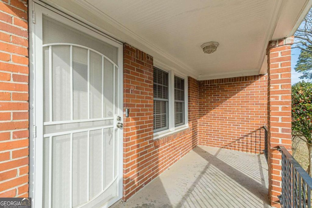 Photo of 3349 Old Jonesboro Road, Hapeville, GA 30354 (MLS # 10683637)