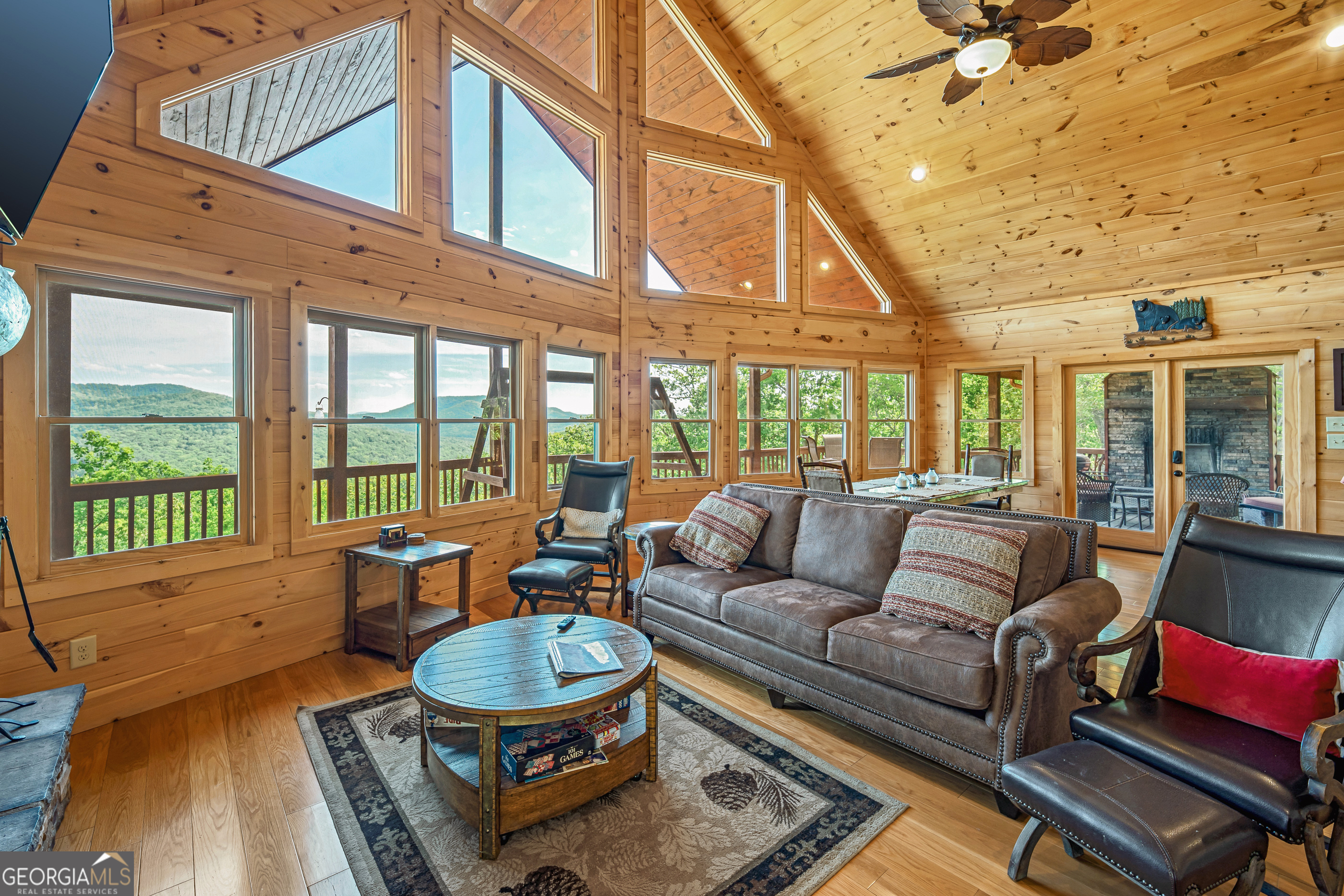 93 Stanley Ridge DR