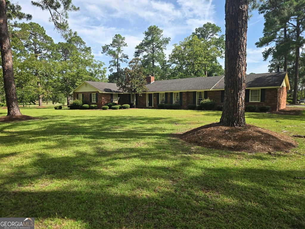 Photo of 400 W Willow Lake Dr, Metter, GA 30439 (MLS # 10814017)
