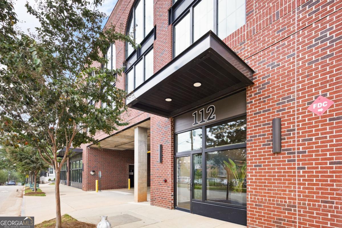 112 Rogers ST NE 202