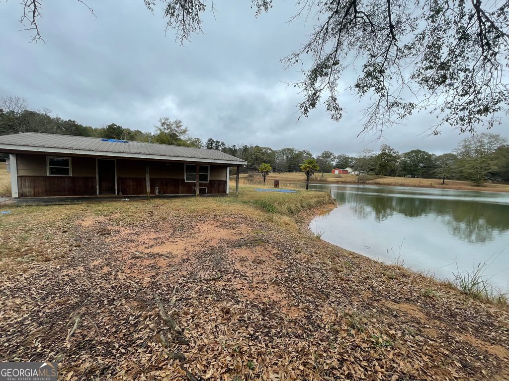 Photo of 443 E Rivers Road, Griffin, GA 30224 (MLS # 10660388)