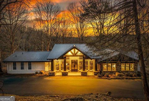 166 Red Oak LN Mccaysville GA 30555