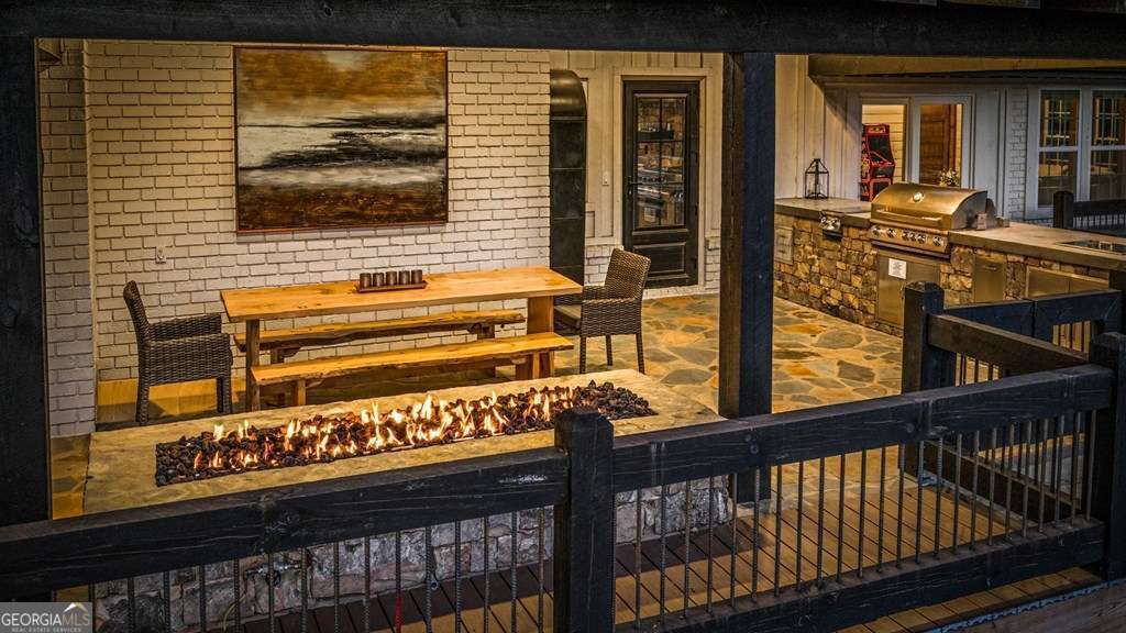 Photo of 166 Red Oak Lane, Mccaysville, GA 30555 (MLS # 10679150)