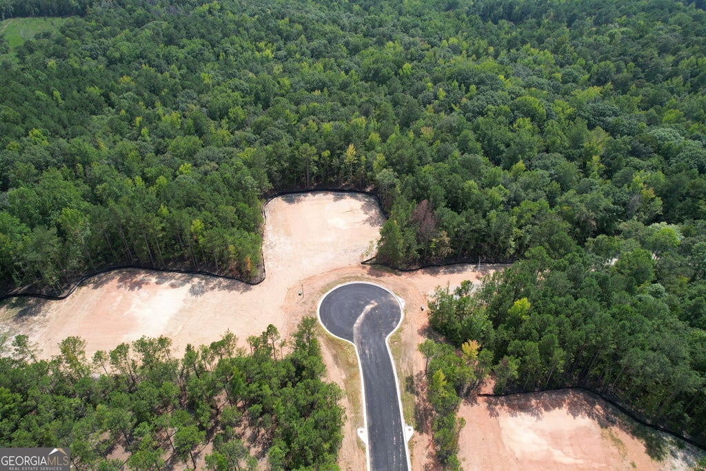 Photo of 10 High Pointe, LaGrange, GA 30241 (MLS # 10855305)