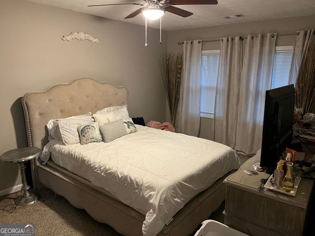 Photo of 634 Post Oak Road, Jonesboro, GA 30238 (MLS # 10655641)