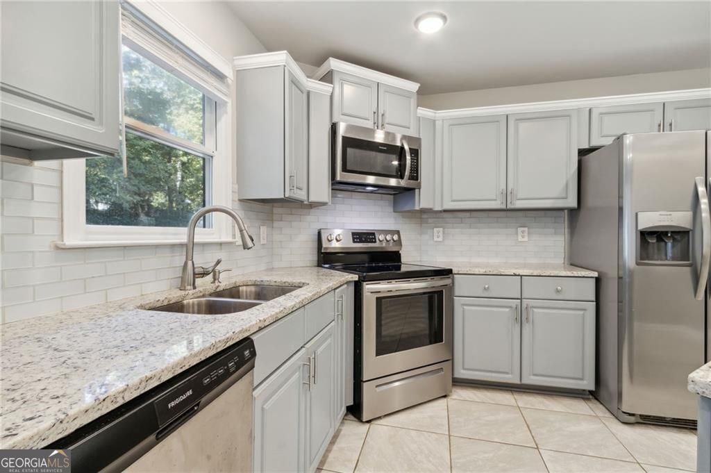 Marietta, Georgia 30064, United States, 3 Bedrooms Bedrooms, ,3 BathroomsBathrooms,Residential,Active,192748