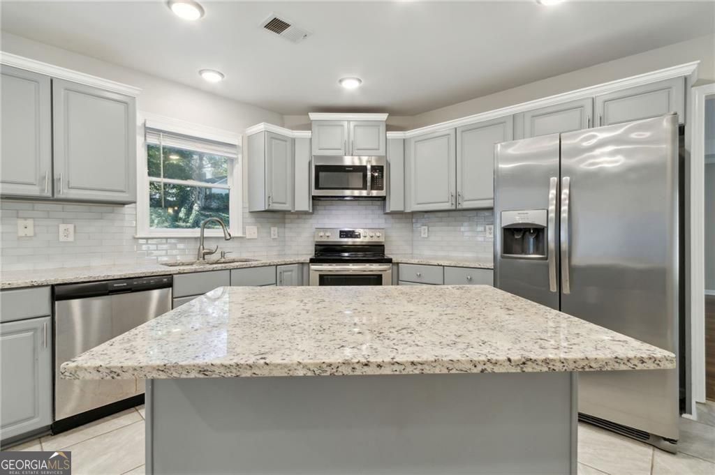 Marietta, Georgia 30064, United States, 3 Bedrooms Bedrooms, ,3 BathroomsBathrooms,Residential,Active,192748