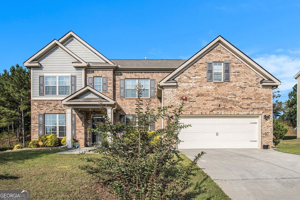 Photo of 240 Kestrel Circle, Covington, GA 30014 (MLS # 10848575)