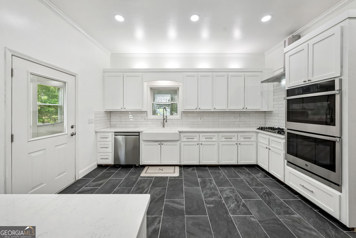 Canton, Georgia 30115, United States, 5 Bedrooms Bedrooms, ,6 BathroomsBathrooms,Residential,Active,135408