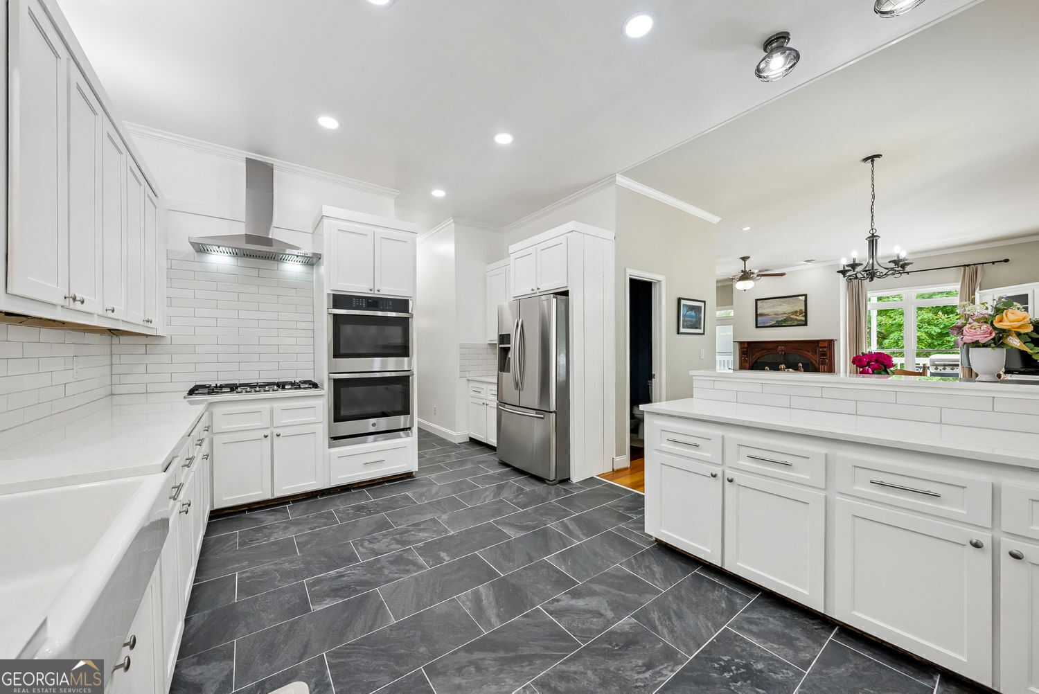 Canton, Georgia 30115, United States, 5 Bedrooms Bedrooms, ,6 BathroomsBathrooms,Residential,Active,135408