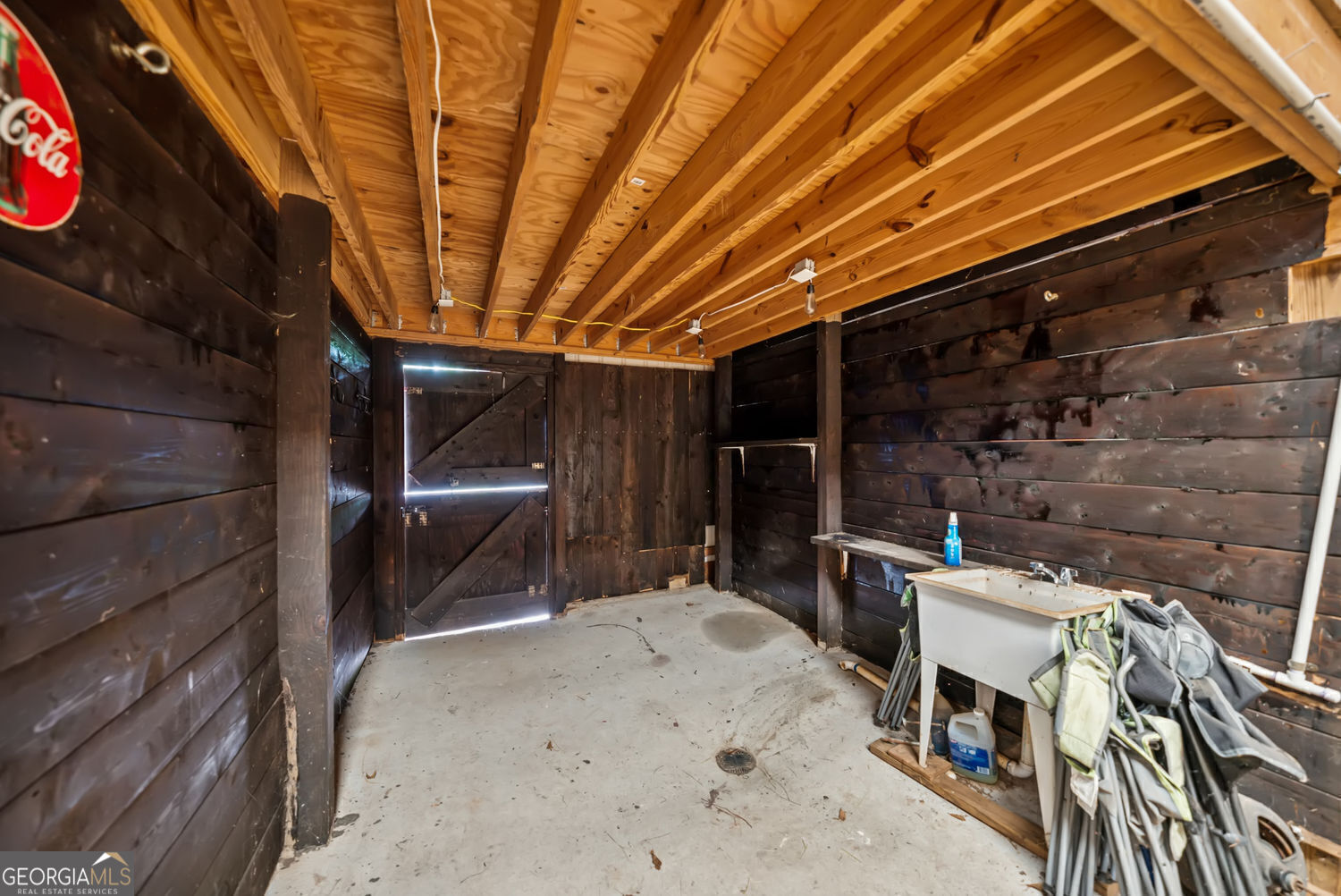 Canton, Georgia 30115, United States, 5 Bedrooms Bedrooms, ,6 BathroomsBathrooms,Residential,Active,135408