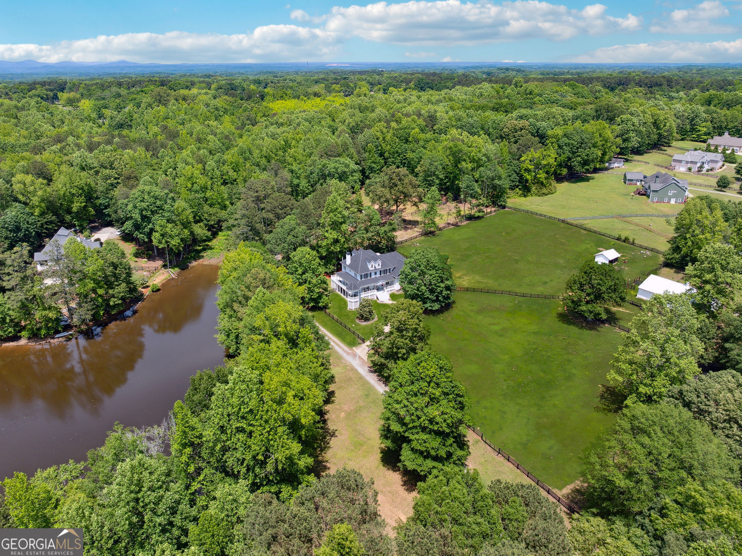 Canton, Georgia 30115, United States, 5 Bedrooms Bedrooms, ,6 BathroomsBathrooms,Residential,Active,135408