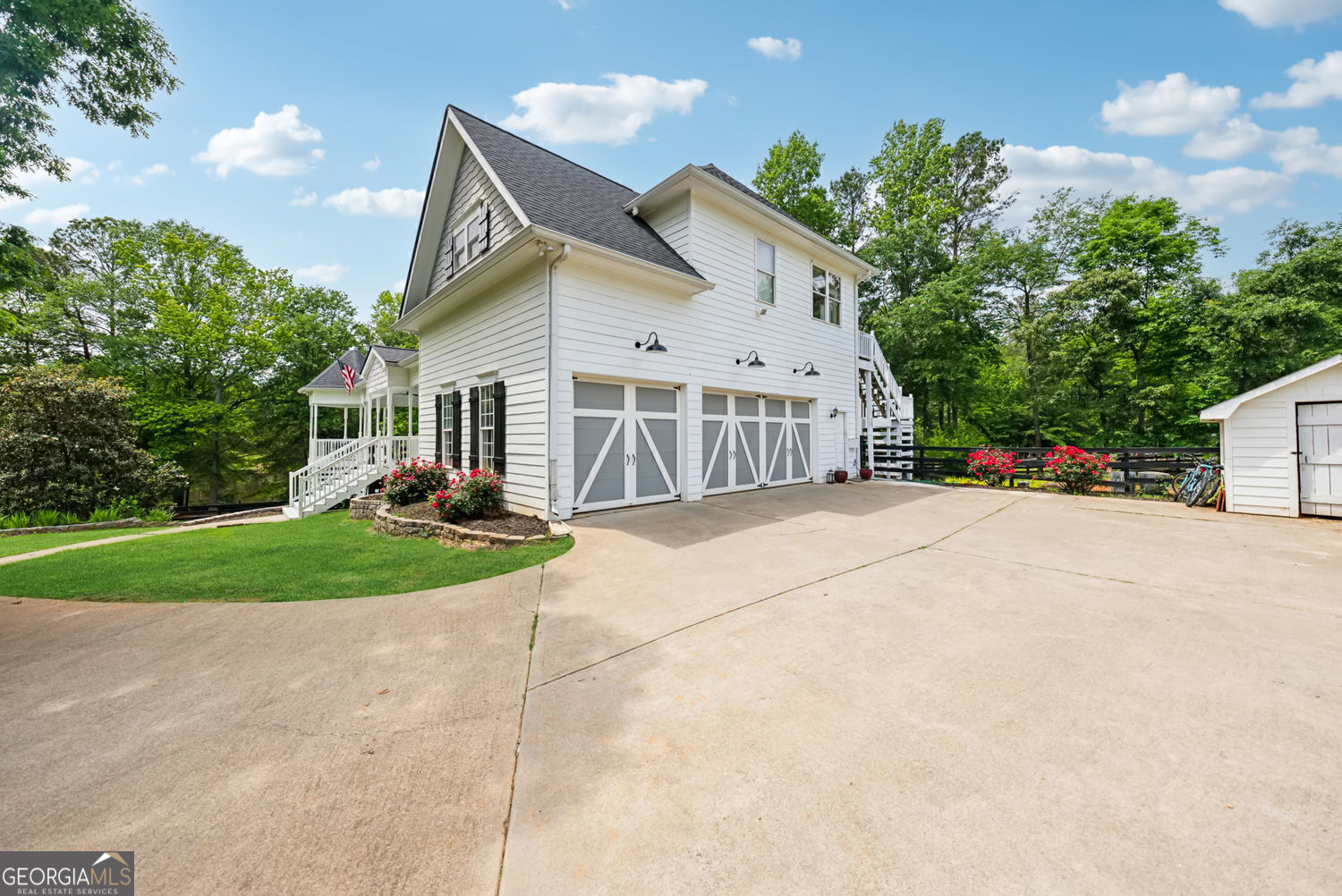 Canton, Georgia 30115, United States, 5 Bedrooms Bedrooms, ,6 BathroomsBathrooms,Residential,Active,135408