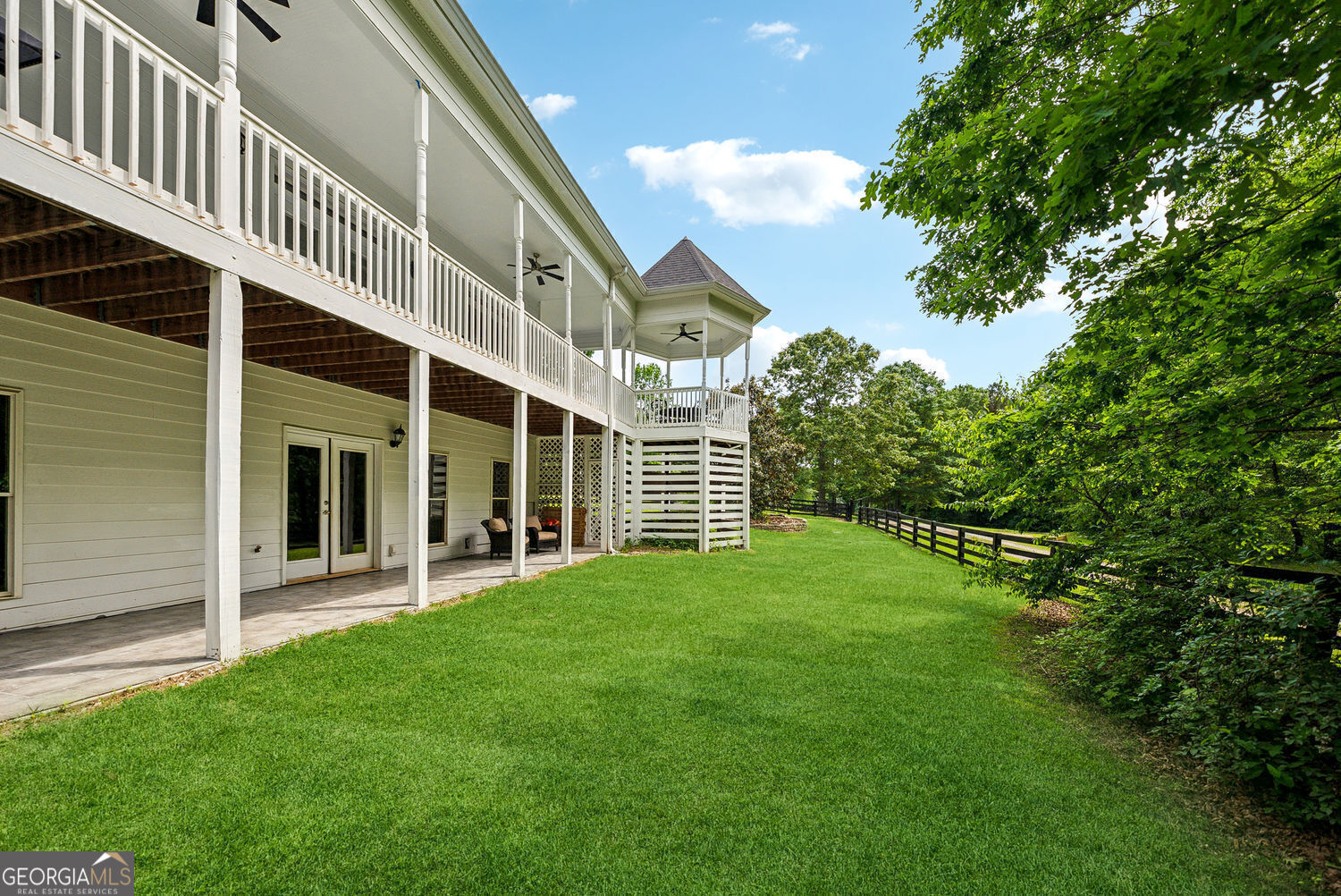 Canton, Georgia 30115, United States, 5 Bedrooms Bedrooms, ,6 BathroomsBathrooms,Residential,Active,135408