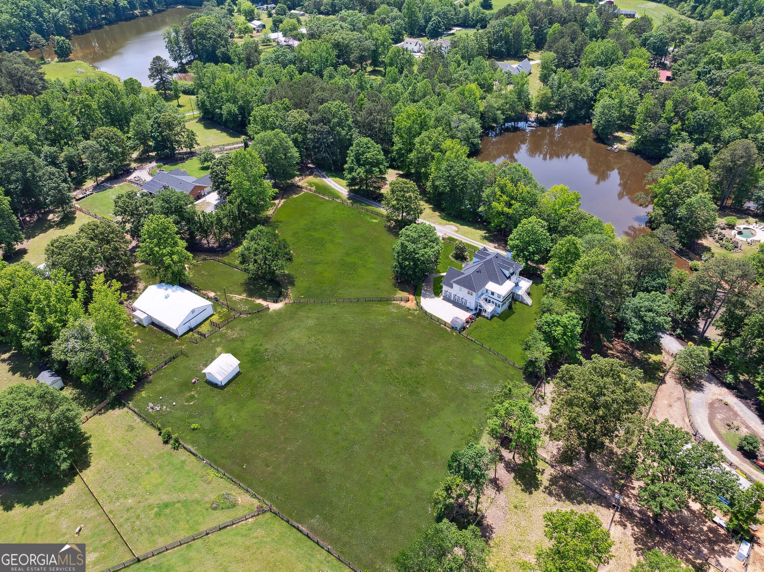 Canton, Georgia 30115, United States, 5 Bedrooms Bedrooms, ,6 BathroomsBathrooms,Residential,Active,135408