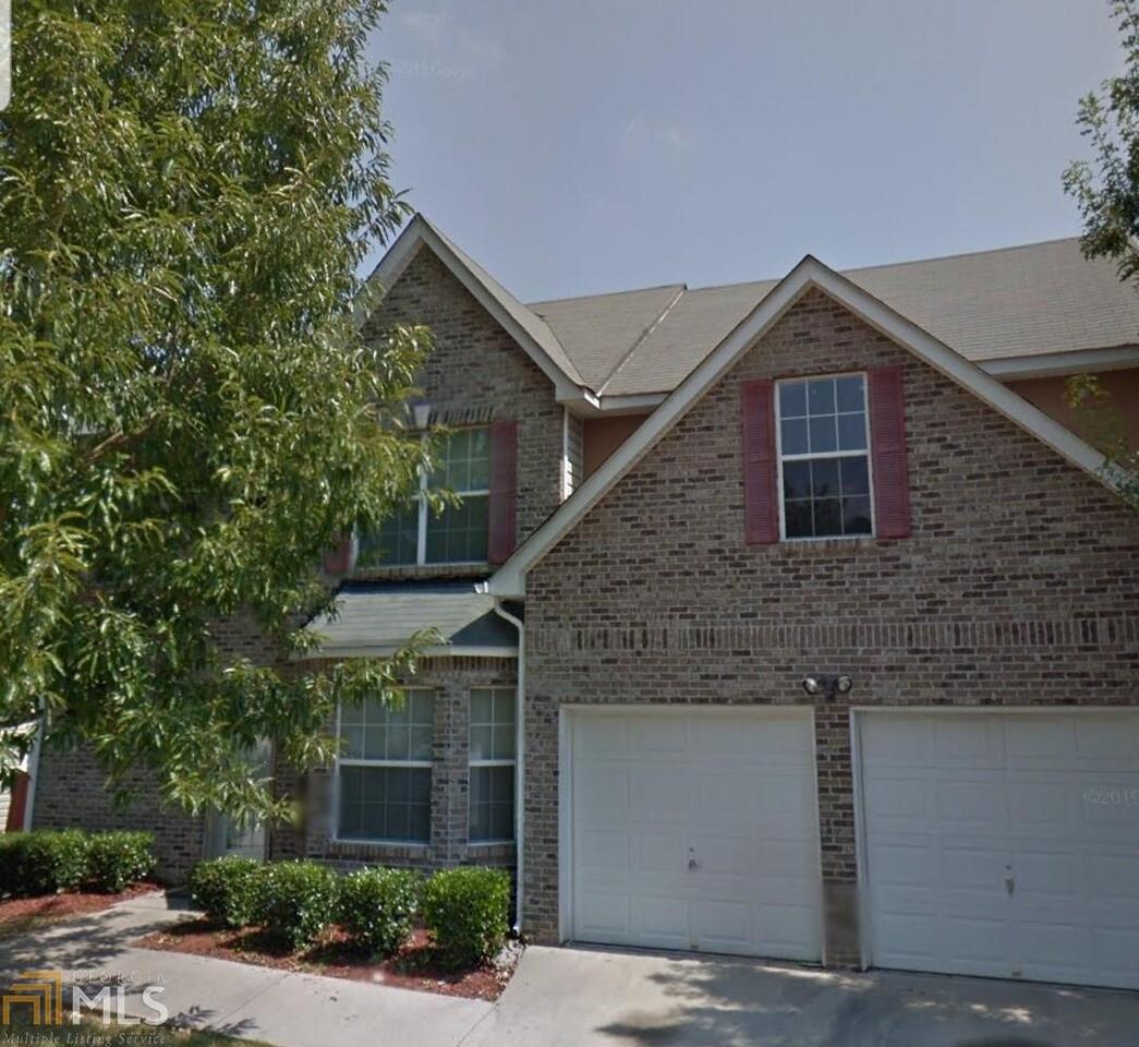 This spacious two-story home features a large master suite with a cozy sitting area, elegant tray ceiling, walk-in closet, garden tub, and separate shower. The inviting family room offers a fireplace and a mounted flat-screen TV, perfect for relaxing evenings. Enjoy the convenience of a separate laundry room and a generous kitchen with a bright breakfast area. Step outside to a fenced backyard, ideal for outdoor enjoyment and privacy.