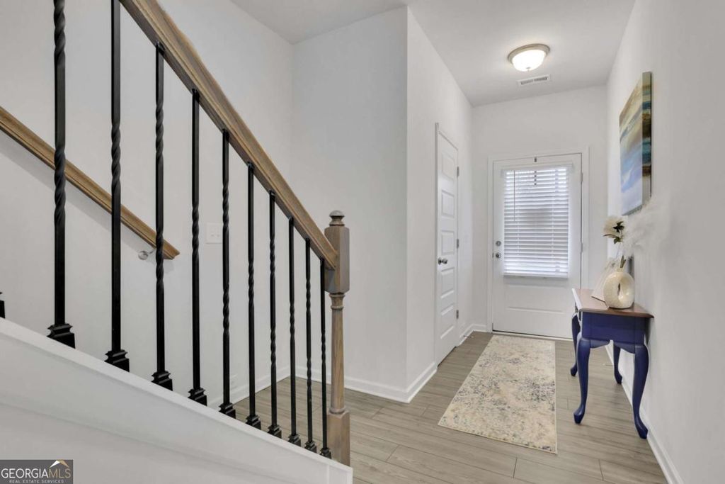 Photo of 803 Dundee Way, Cartersville, GA 30121 (MLS # 10683881)