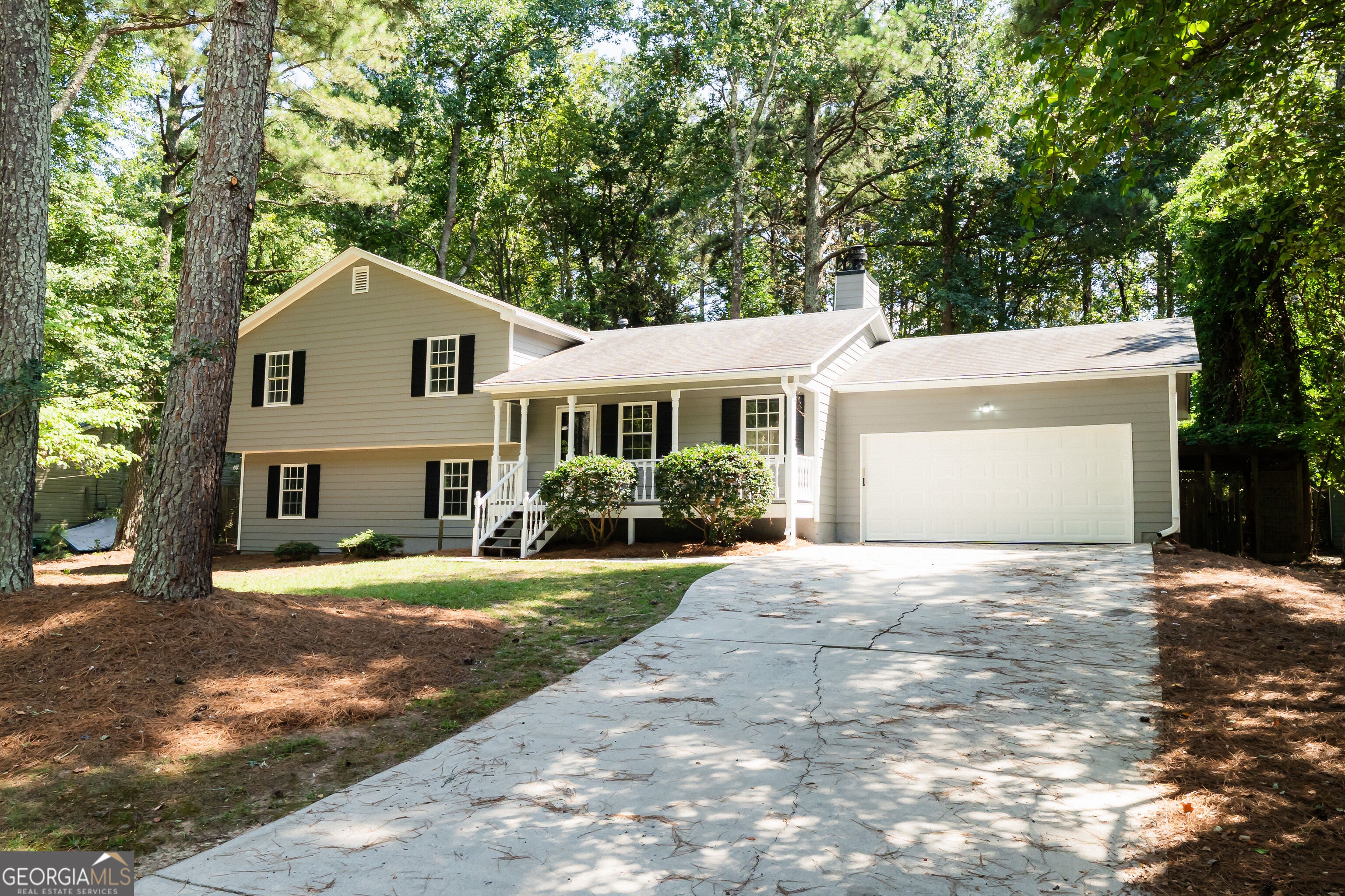 2340 Rockwell DR