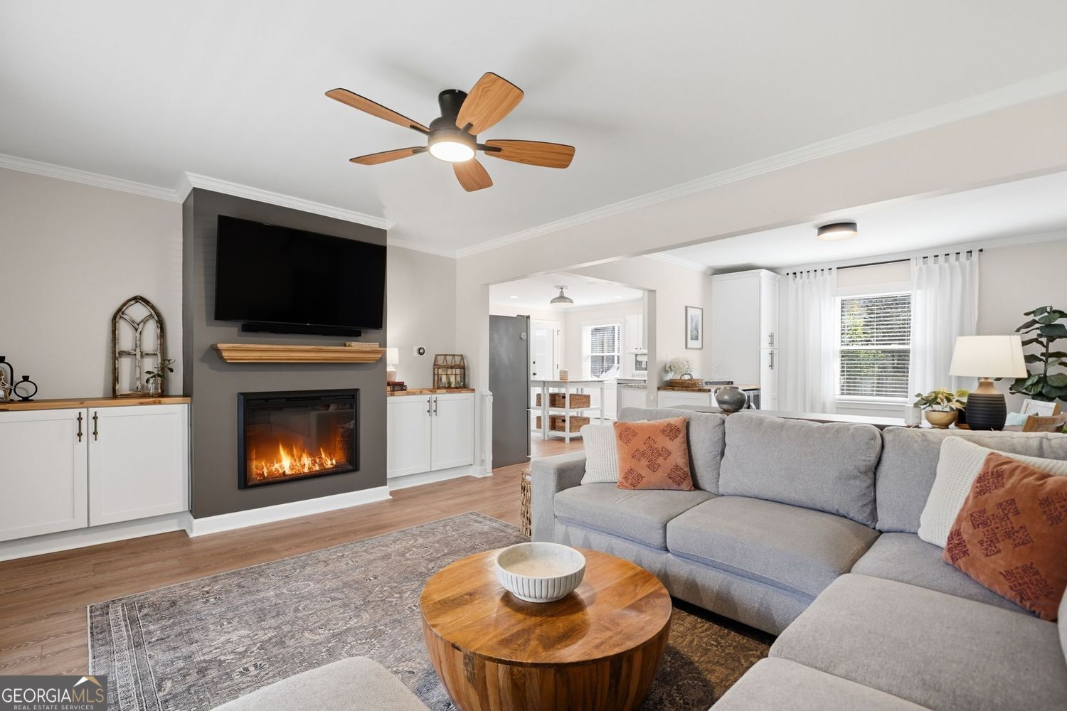 4922 Willow Creek DR