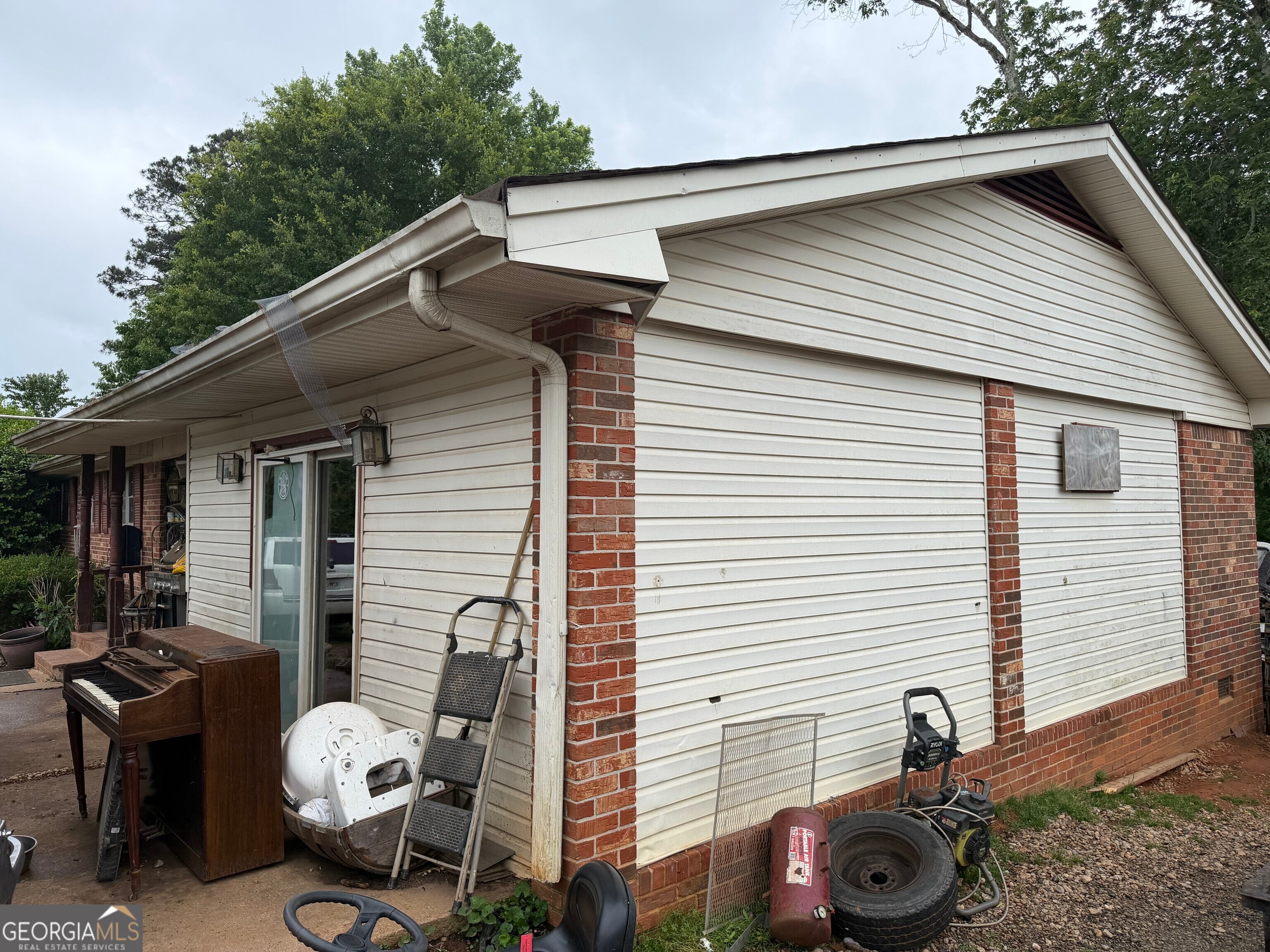 4183 Jade DR
