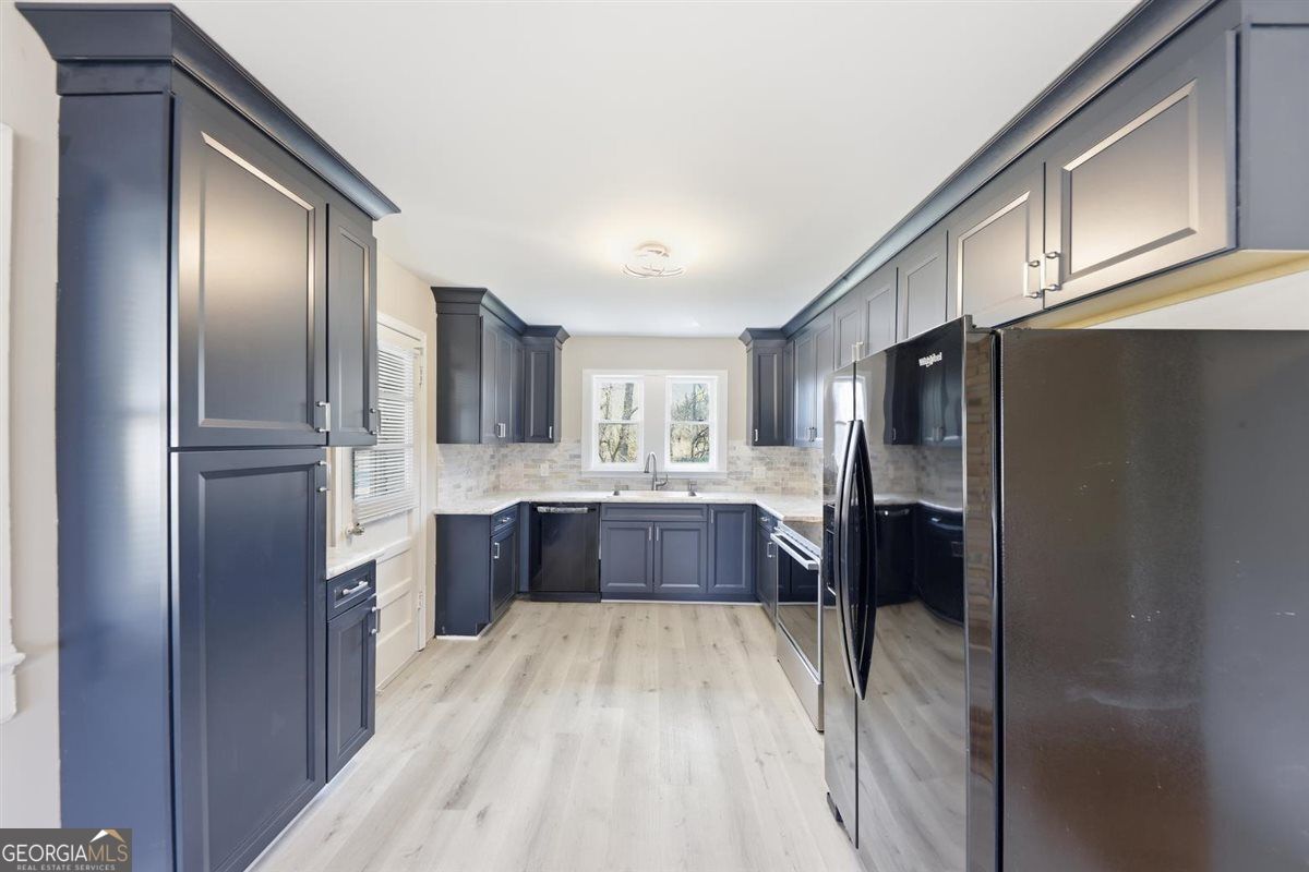 1064 Holbrook Campground RD