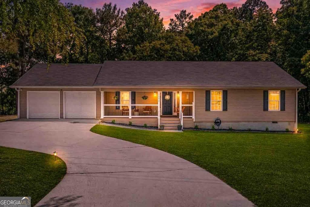 Photo of 1596 Stark Road, Jackson, GA 30233 (MLS # 10740074)