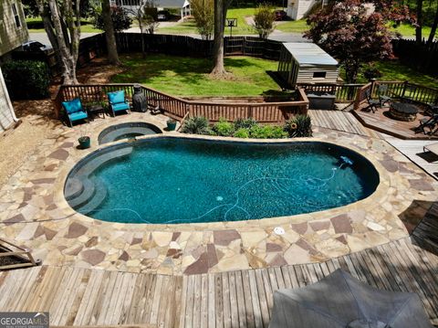 1643 Cumberland TRCE Acworth GA 30102