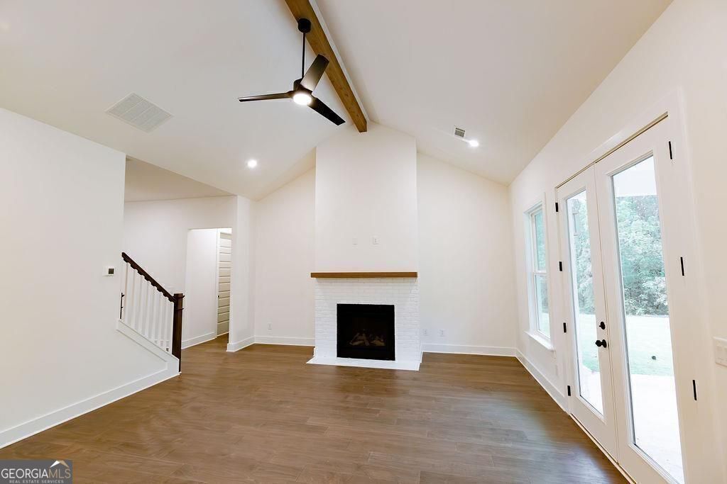 6525 Rhett RUN