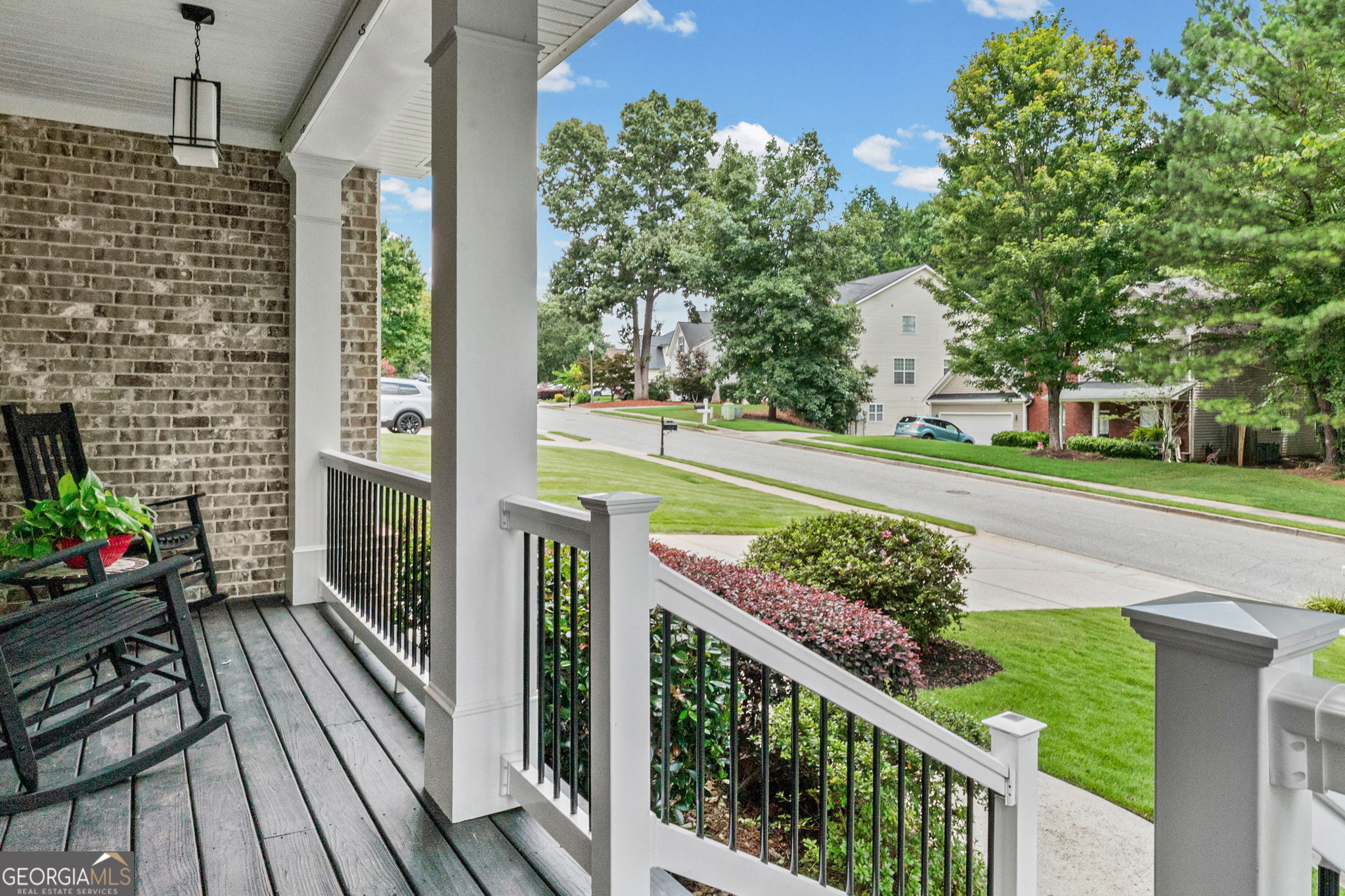 75 Fairway DR