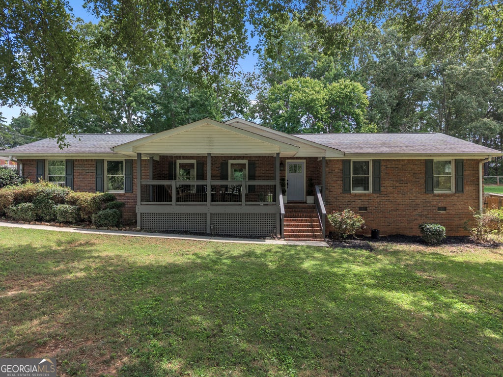 Photo of 512 Mason Drive, Canton, GA 30115 (MLS # 10828737)
