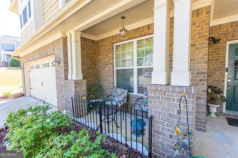 300 Hampton PL