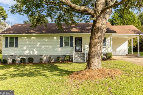 A home in Thomaston