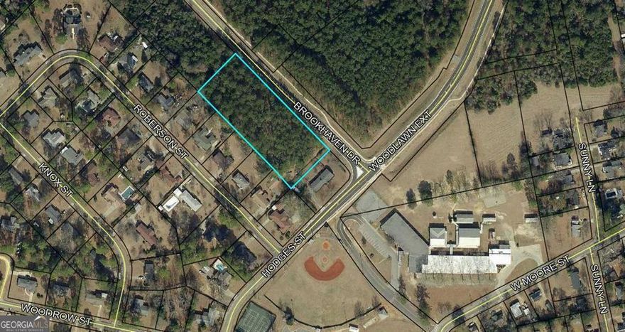 Prime property in the heart of Dublin! Undeveloped land of +/- 2.26 acres close to shops, restaurants, recreational parks and hospitals.